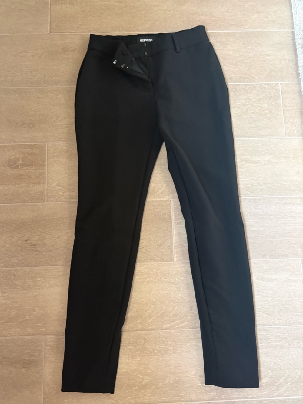 Express extreme skinny mid rise dress pants